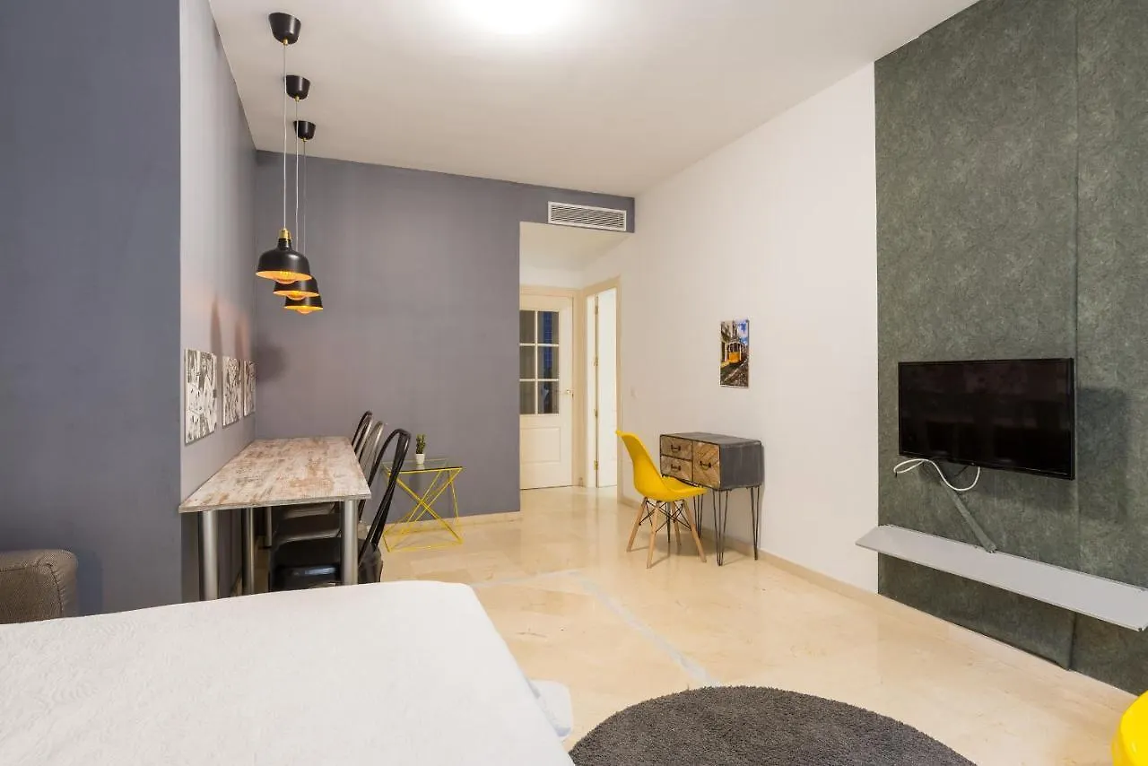 דירות מאלגה Gr1-Xl Apt For Big Groups-15Min On Foot To Old Town