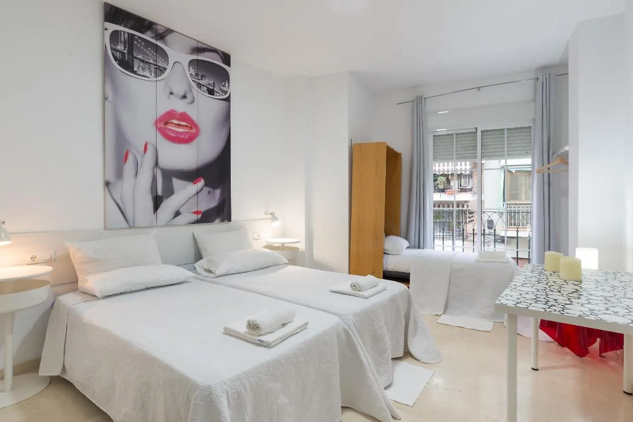 דירות מאלגה Gr1-Xl Apt For Big Groups-15Min On Foot To Old Town ספרד